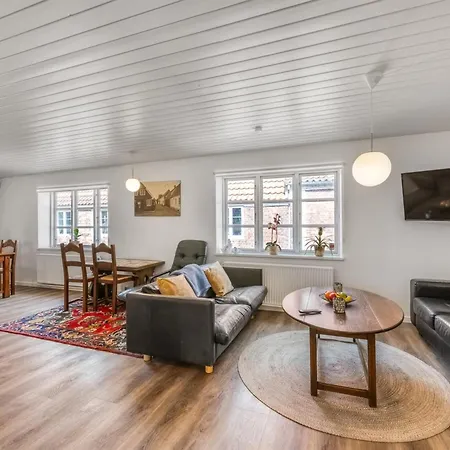Sinikka - 600m To The Fjord By Interhome